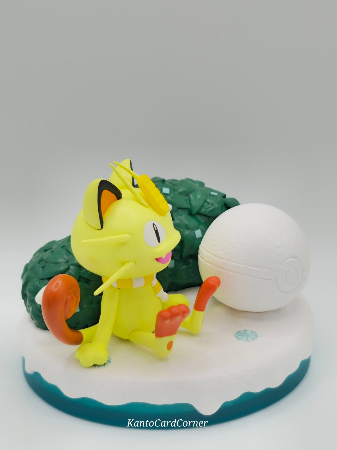 Pokemon Meowth Snowday Nature Wild Desktop Display Figure